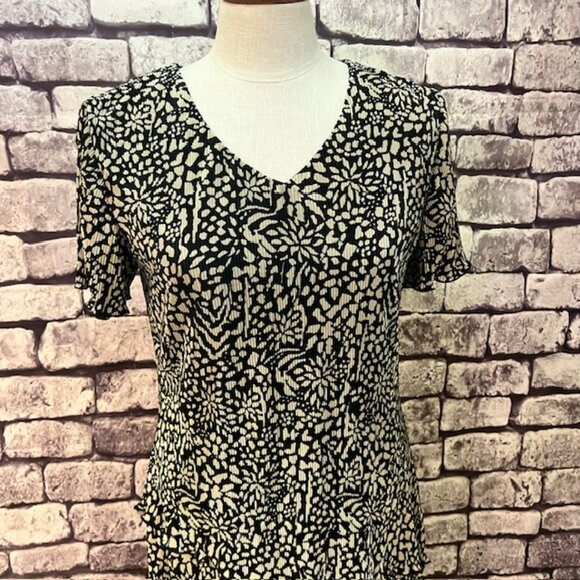 Jessica Howard Black & Ivory V-Neck Short Sleeve Dress Size 6 - Picture 2 of 9